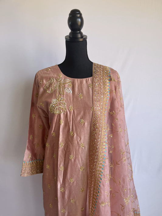 Dusty Rose Cigarette Set