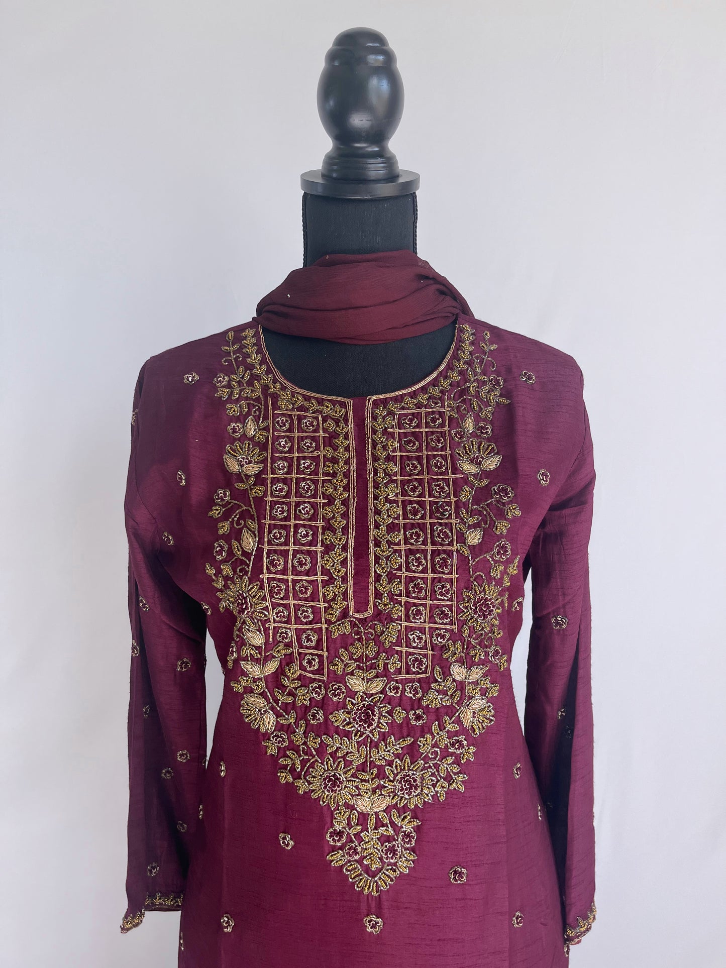 Purple and Gold Sharara