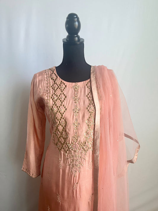 Dusty  Rose  Frill  Garara