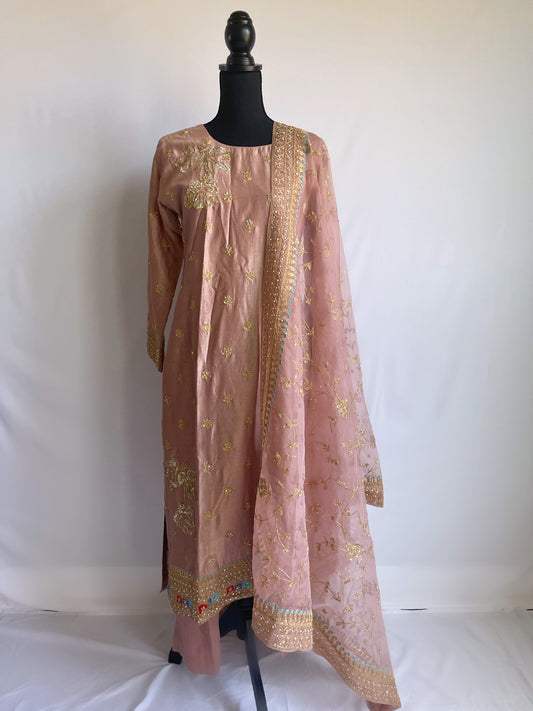 Dusty Rose Cigarette Set